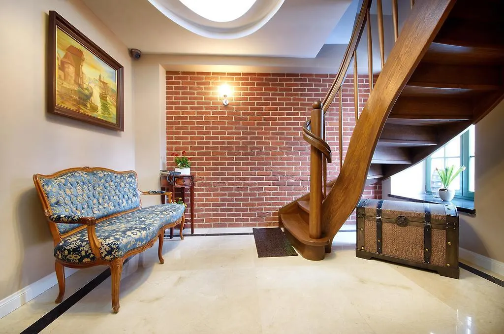 Apartahotel Komturia Old Town By Fahrenheit Gdansk